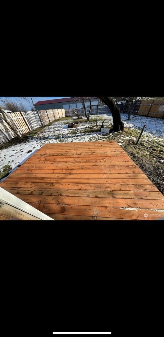 Building Photo - 115 N Main St