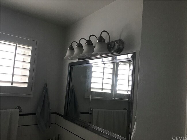 Building Photo - 111 19th St