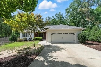 Building Photo - 1091 Colony Dr