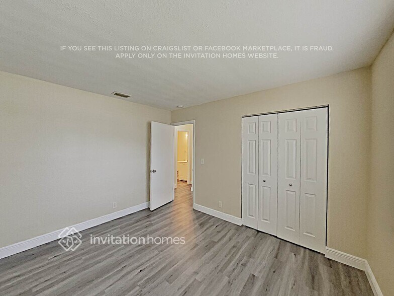 Building Photo - 4582 Carthage Cir N