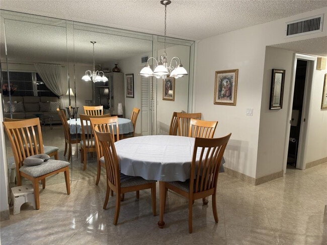 Building Photo - 4525 NW 3rd Ct