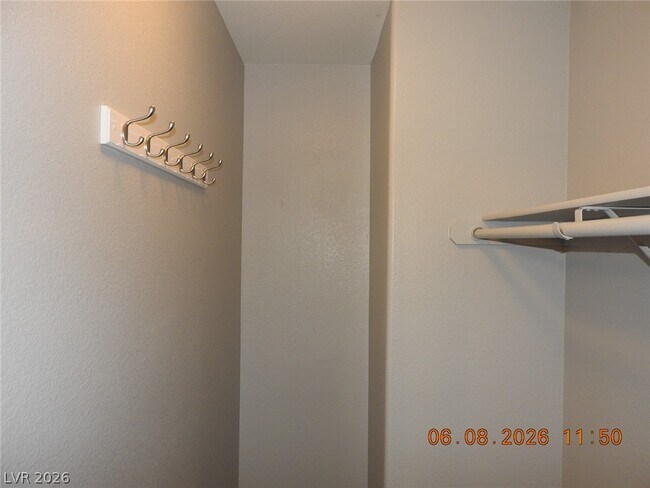 Building Photo - 42 Sandy Bunker Ln