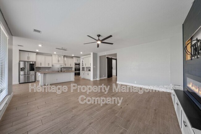 Building Photo - 221 Terramar