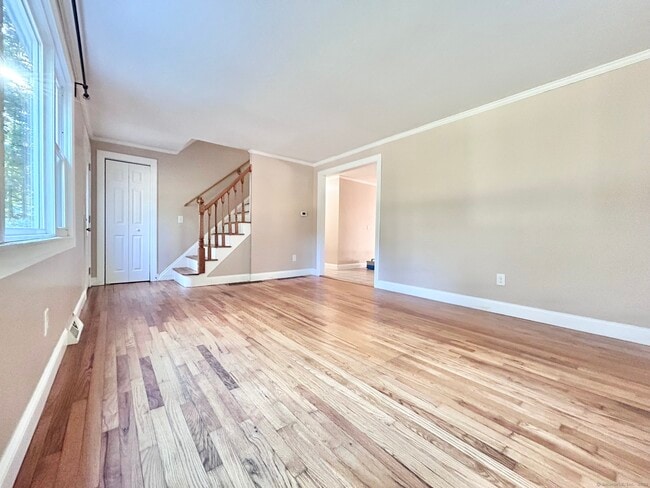 Building Photo - 39 Virginia Rd