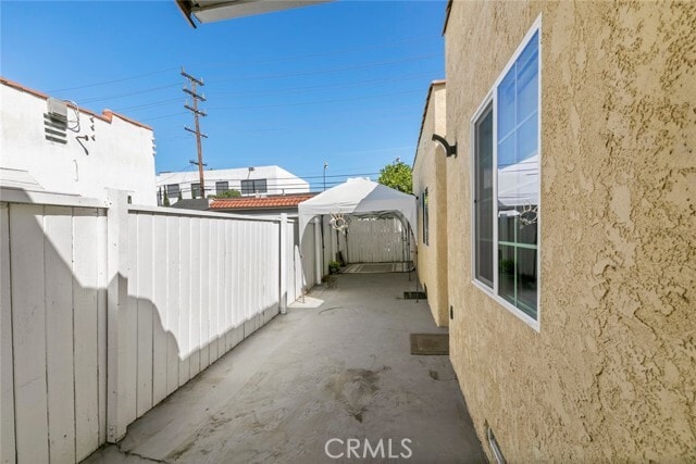 Building Photo - 545 Ivy St