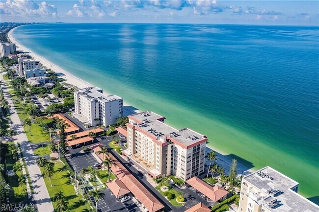 Building Photo - 25900 Hickory Blvd