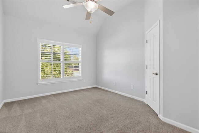 Building Photo - 4537 Grandview Pkwy