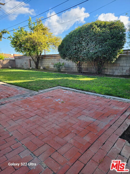 Building Photo - 15624 Gaymont Dr