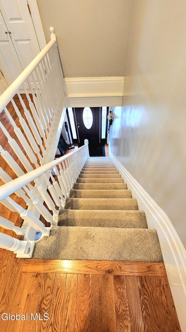 Building Photo - 76 Caroline St