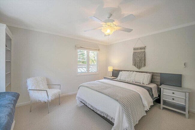 Building Photo - Welcome to Your Luxurious Napa Valley Retr...