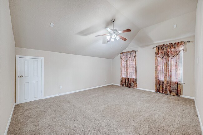 Building Photo - 8926 Silent Hills Ln