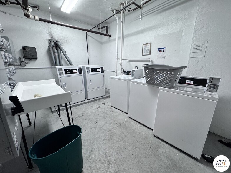 Building Photo - 24 Colborne Rd