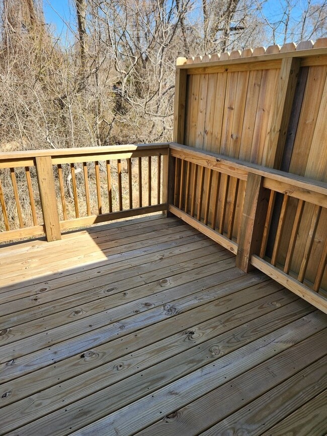 Building Photo - Blackstone 2 bed 1 bath New Duplex