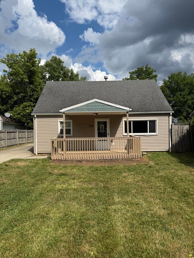 Primary Photo - Austintown, Updated 3/4 Bedroom, 1 1/2 Bat...