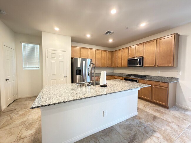 Building Photo - Fully Furnished Home in Inspirada