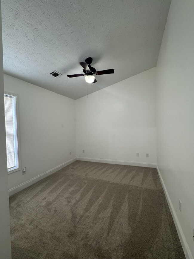 Building Photo - Brand New Rental Listing – Steps from Down...