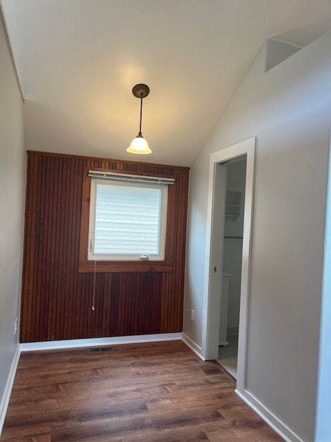 L-shaped living room or office space - 331 Oklahoma Rd