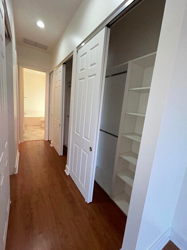 Building Photo - 8455 Belize Pl