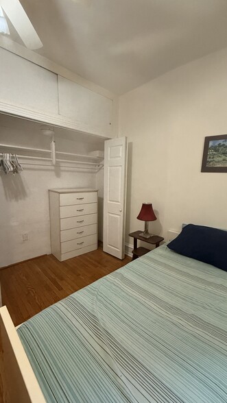 Bedroom - 4646 Hazel Ave