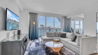 Building Photo - 3101 Bayshore Dr