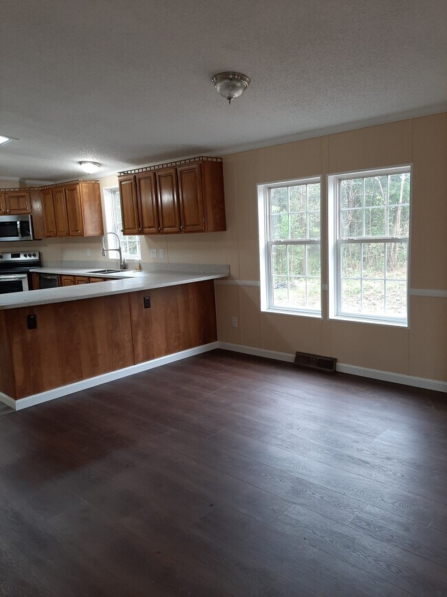 Building Photo - 5767 Deauville Cir