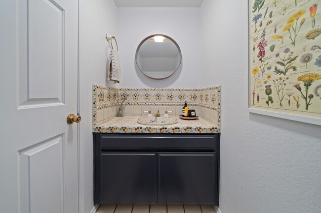 Building Photo - 12726 Mitchell Ave