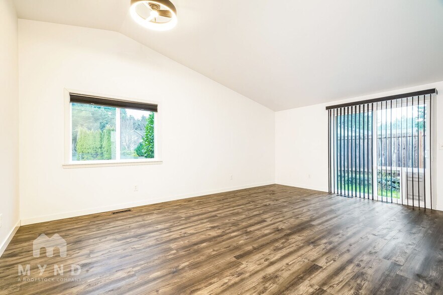 Building Photo - 16310 72nd Ave E