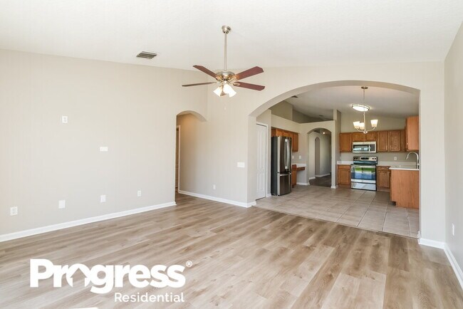 Building Photo - 13264 Early Run Ln