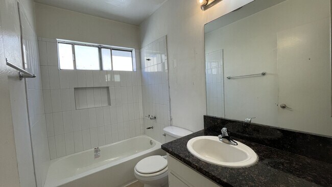 Building Photo - 5502 Corteen Pl
