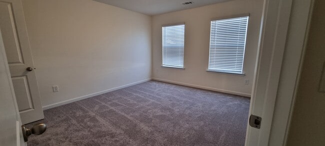 Building Photo - 4630 Falls River Dr