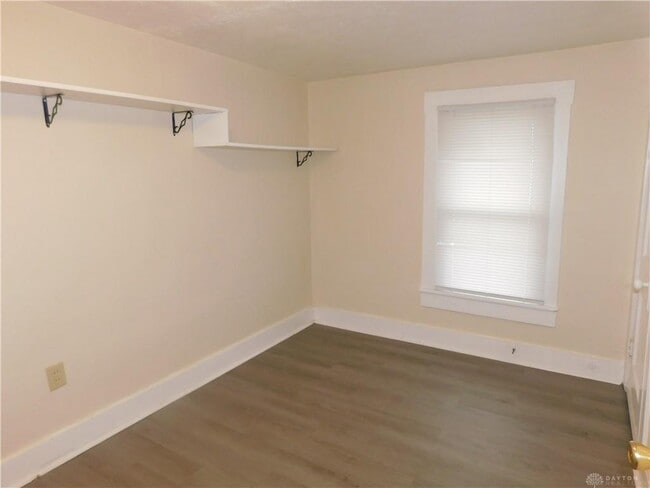 Building Photo - 368 Raffensperger Ave