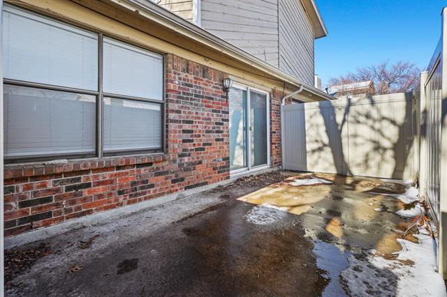 Building Photo - 2240 Tarpley Rd