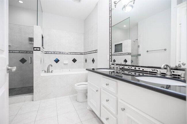 Building Photo - 13165 Snow Ln