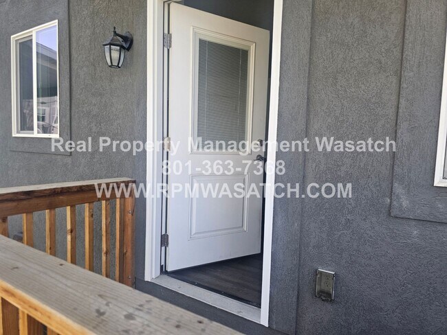 Building Photo - 738 N 160 E