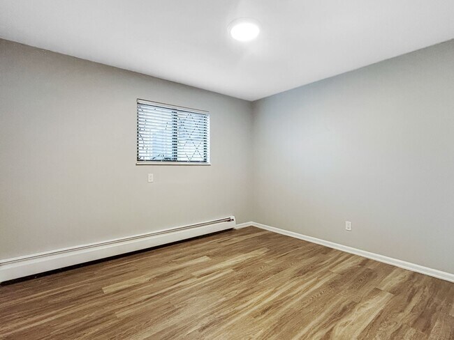 Building Photo - 1720 Porter St SW