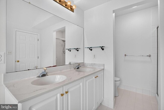 Building Photo - 102 Ashley Way