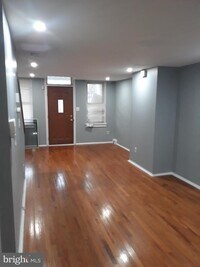 Building Photo - 1320 S Newkirk St
