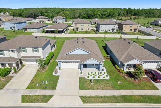 Building Photo - 5235 Mahogany Dr