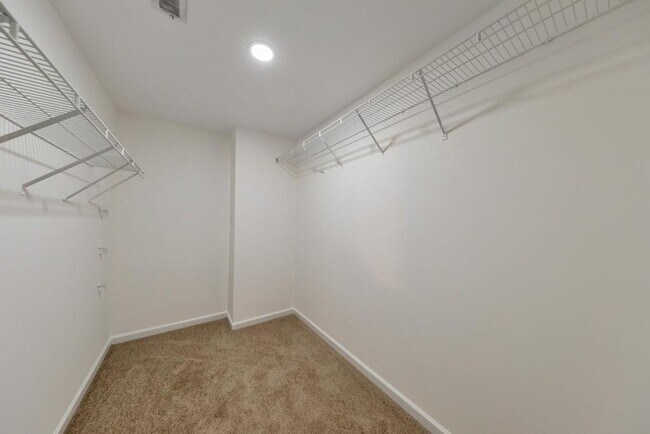 Building Photo - 4804 Thicket Path NW