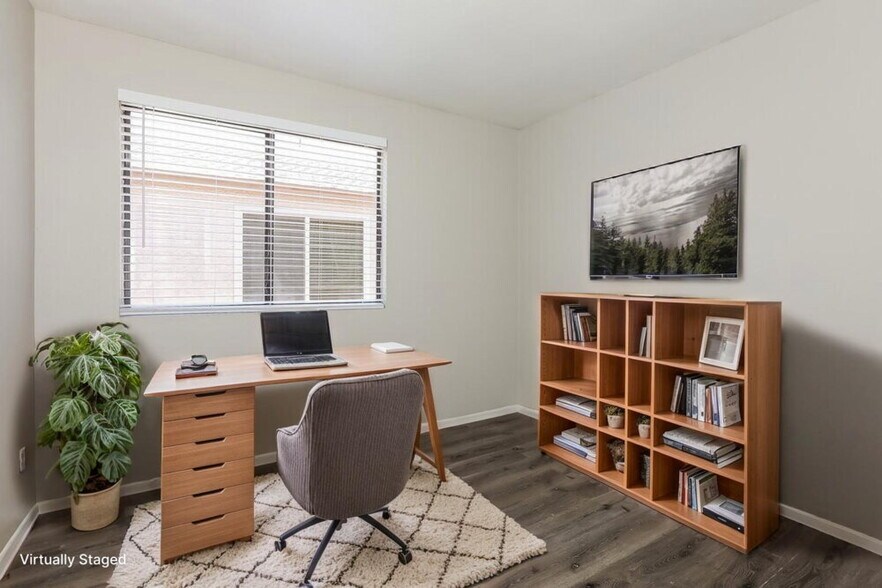 Building Photo - 8515 W Elm St