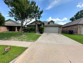 Building Photo - 2620 NW 183rd St