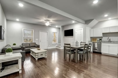 Building Photo - 418 Caldwell Dr