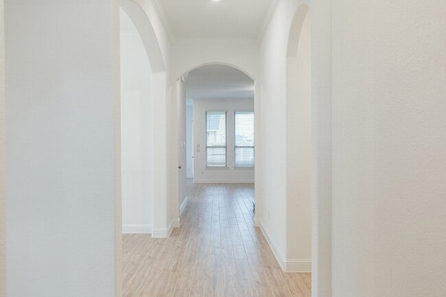 Building Photo - 1403 Woodson Rdg Ln