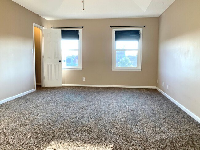 Building Photo - 1233 Cobblestone Ln