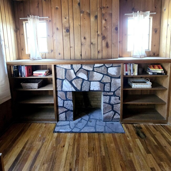 Bedroom 3 - 205 Harvard Dr SE