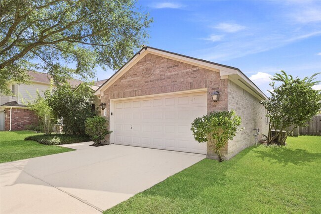 Building Photo - 14631 Hazy Ridge Ln