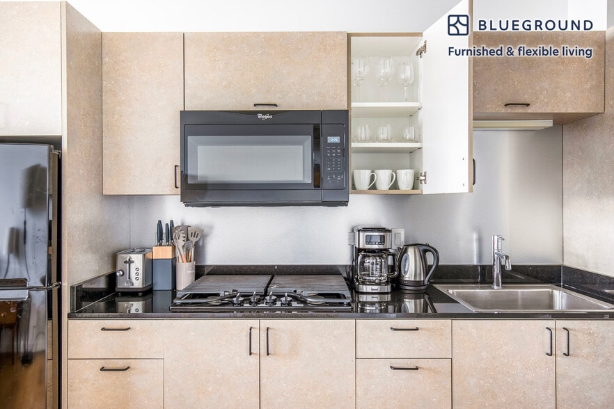 Building Photo - 1515 N Fremont St