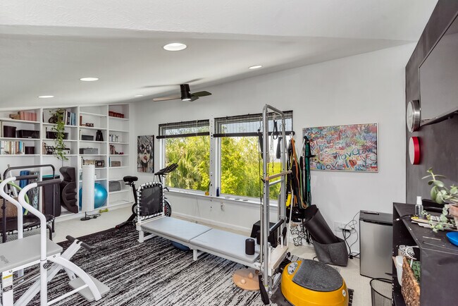 Building Photo - 4809 Neyrey Dr