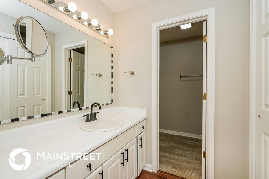 Building Photo - 1169 Runningbrook Ct