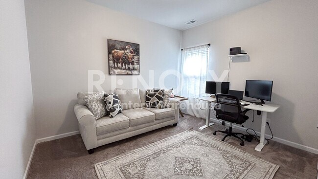 Building Photo - 5023 Pintail Dr